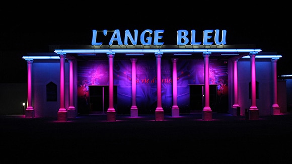 Ange bleu cabaret bordeaux