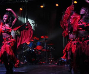 folies tropicales revue cabaret exotique